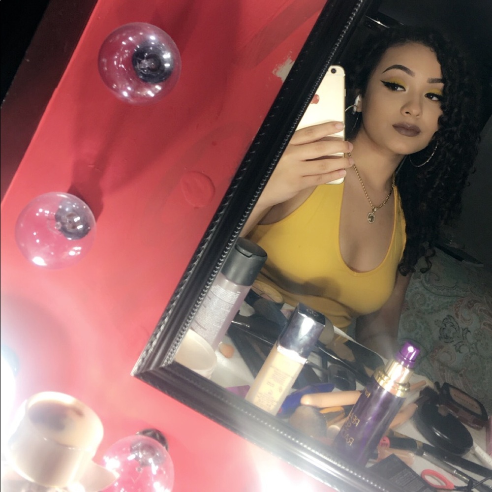 Meet your Posher, Evelyn